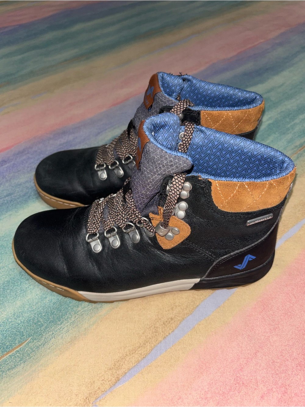 Forsake Patch Mid Women's Waterproof Hiking Sneaker Boots Black Tan Size 7